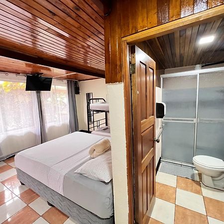 Rio Danta Hostel La Fortuna Eksteriør billede