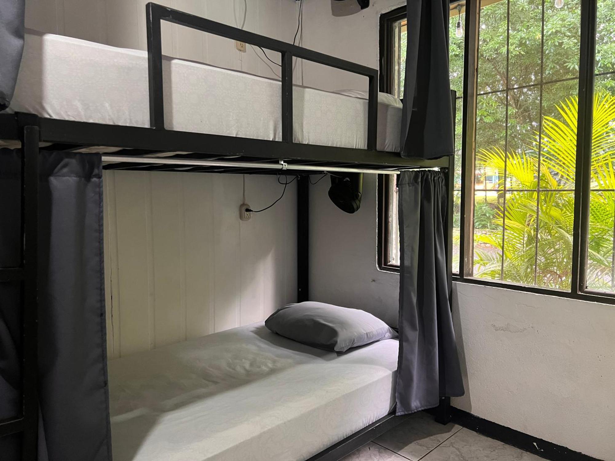 Rio Danta Hostel La Fortuna Eksteriør billede