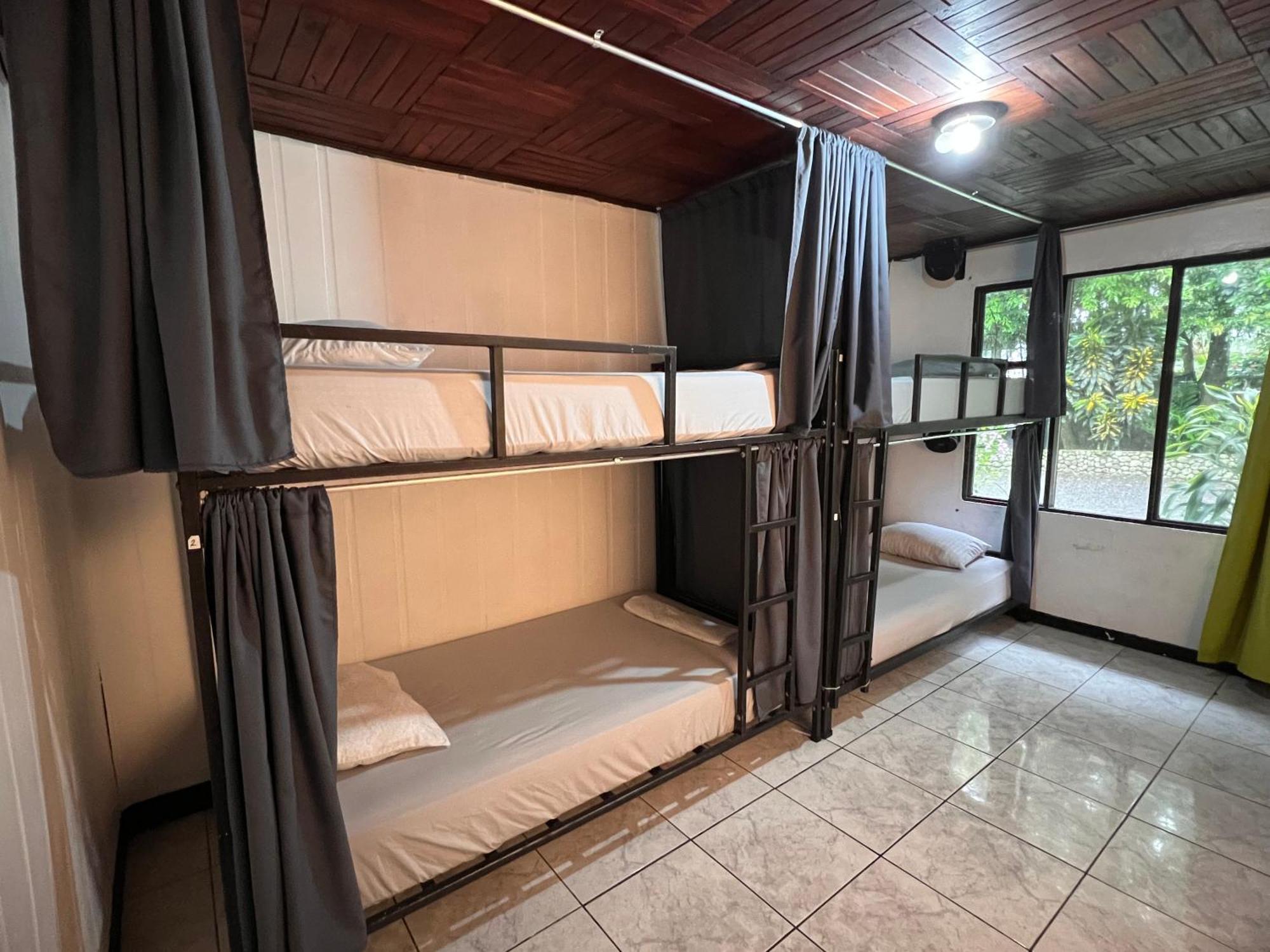 Rio Danta Hostel La Fortuna Eksteriør billede