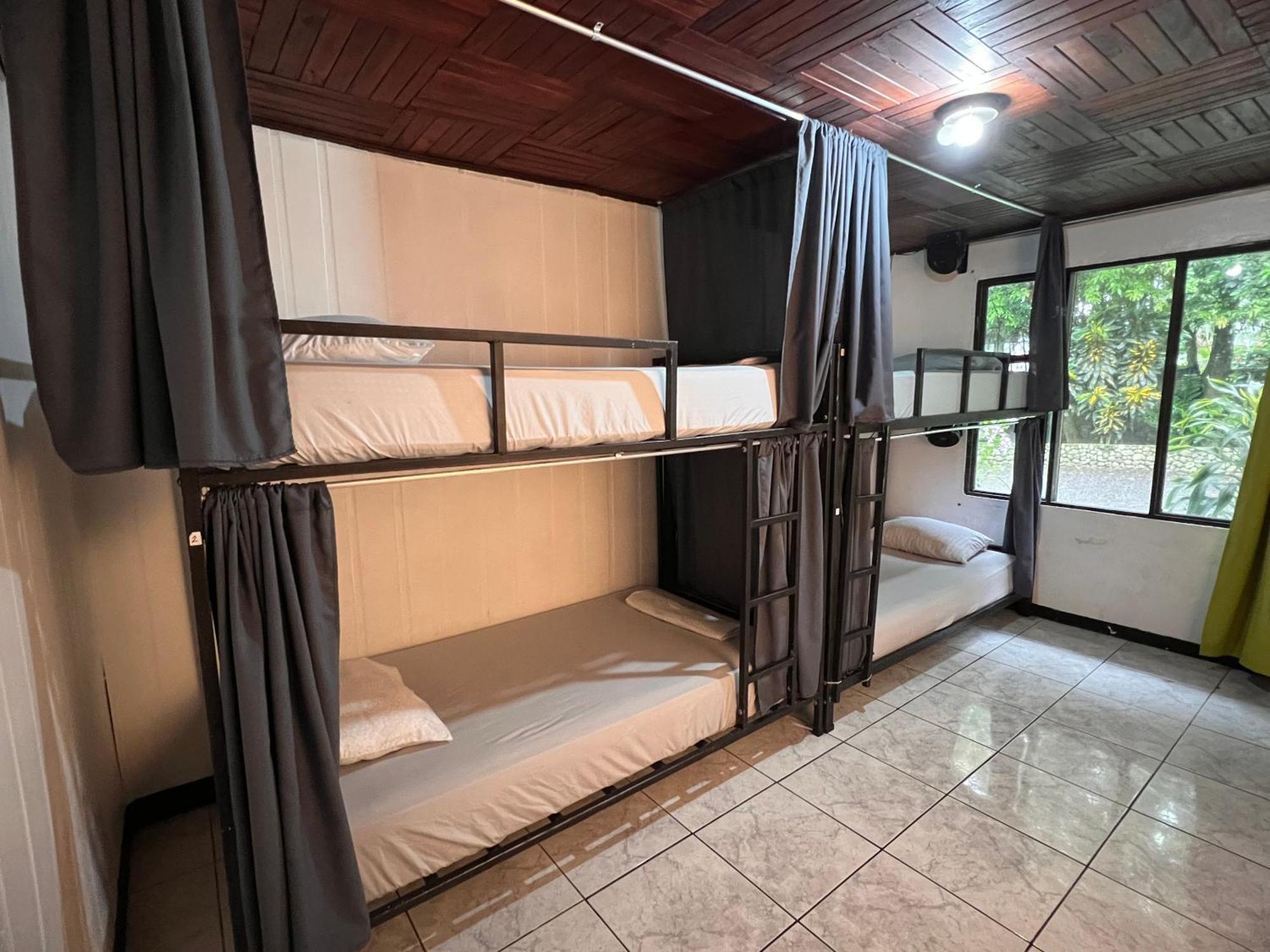 Rio Danta Hostel La Fortuna Eksteriør billede