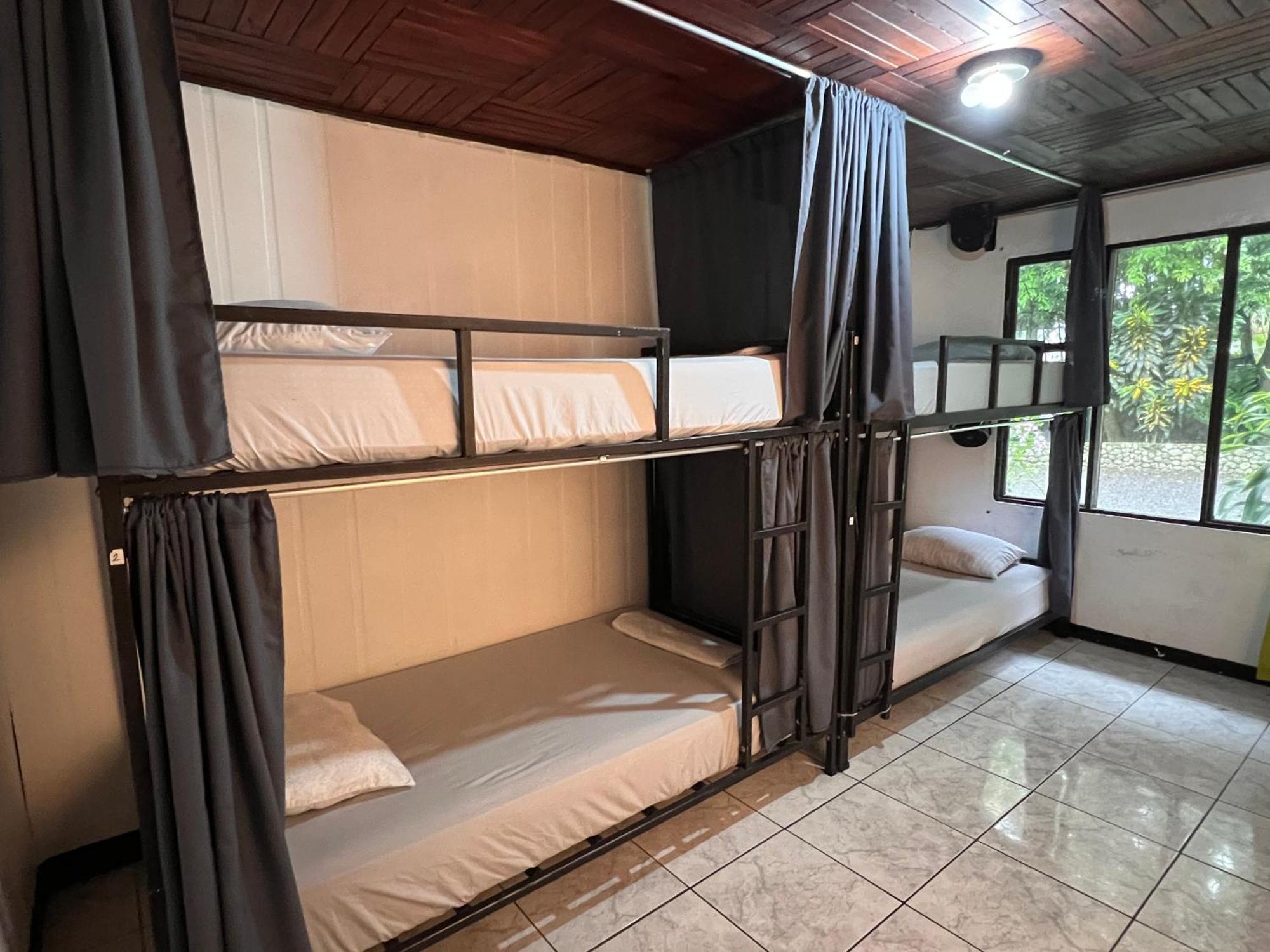Rio Danta Hostel La Fortuna Eksteriør billede