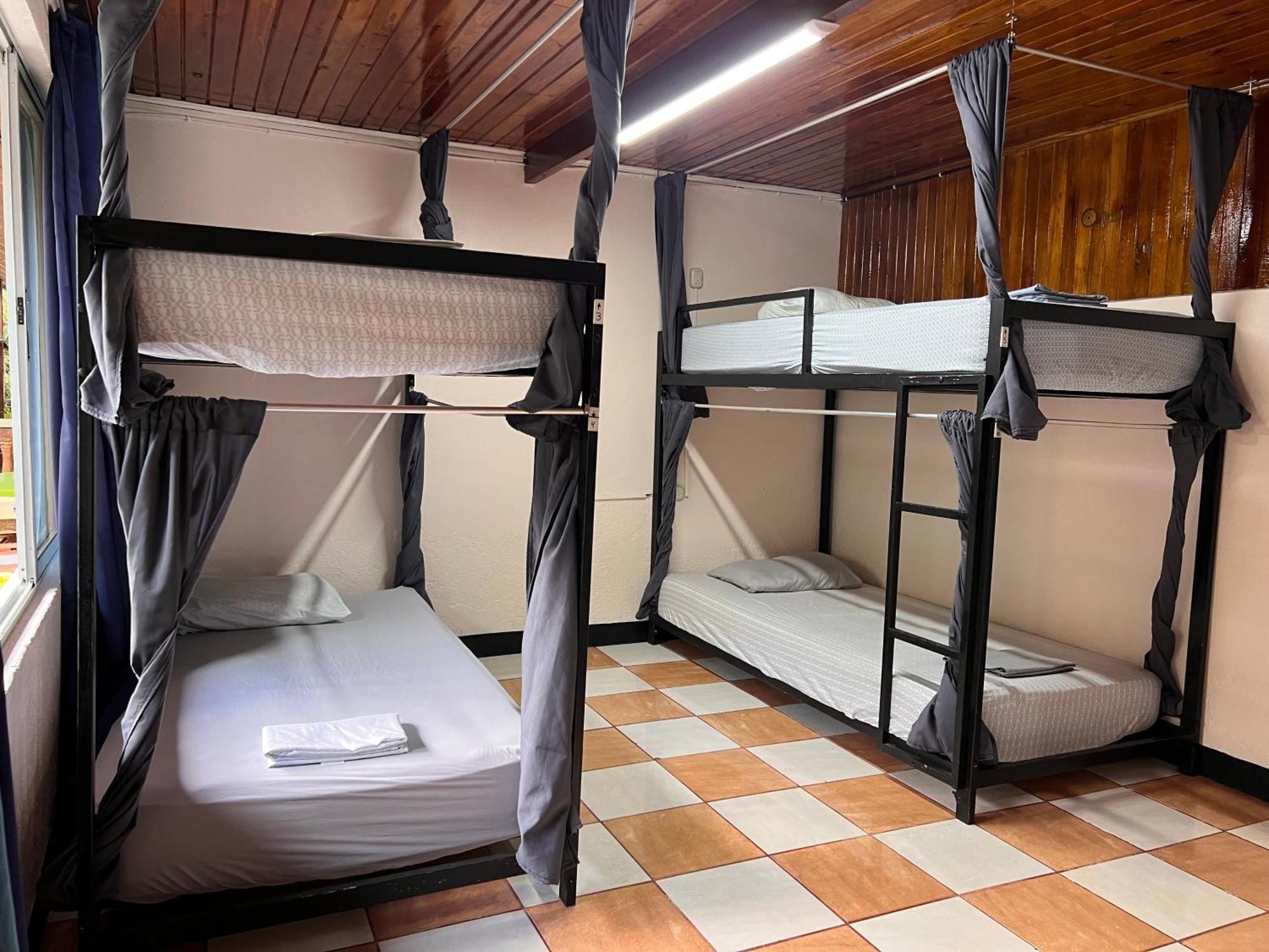 Rio Danta Hostel La Fortuna Eksteriør billede